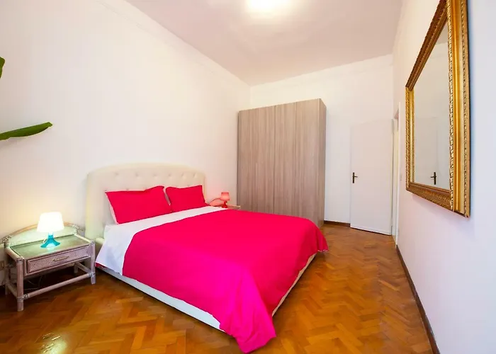 Tiberim Trastevere 10 Apartment