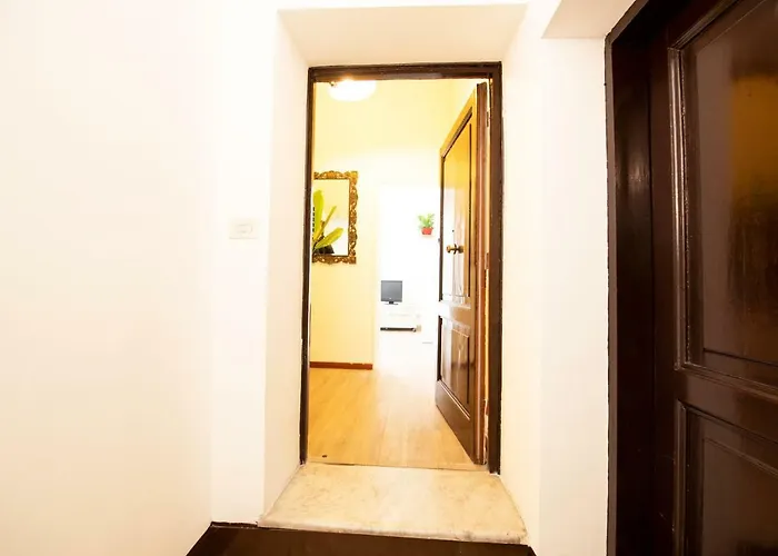 Tiberim Trastevere 10 Apartment